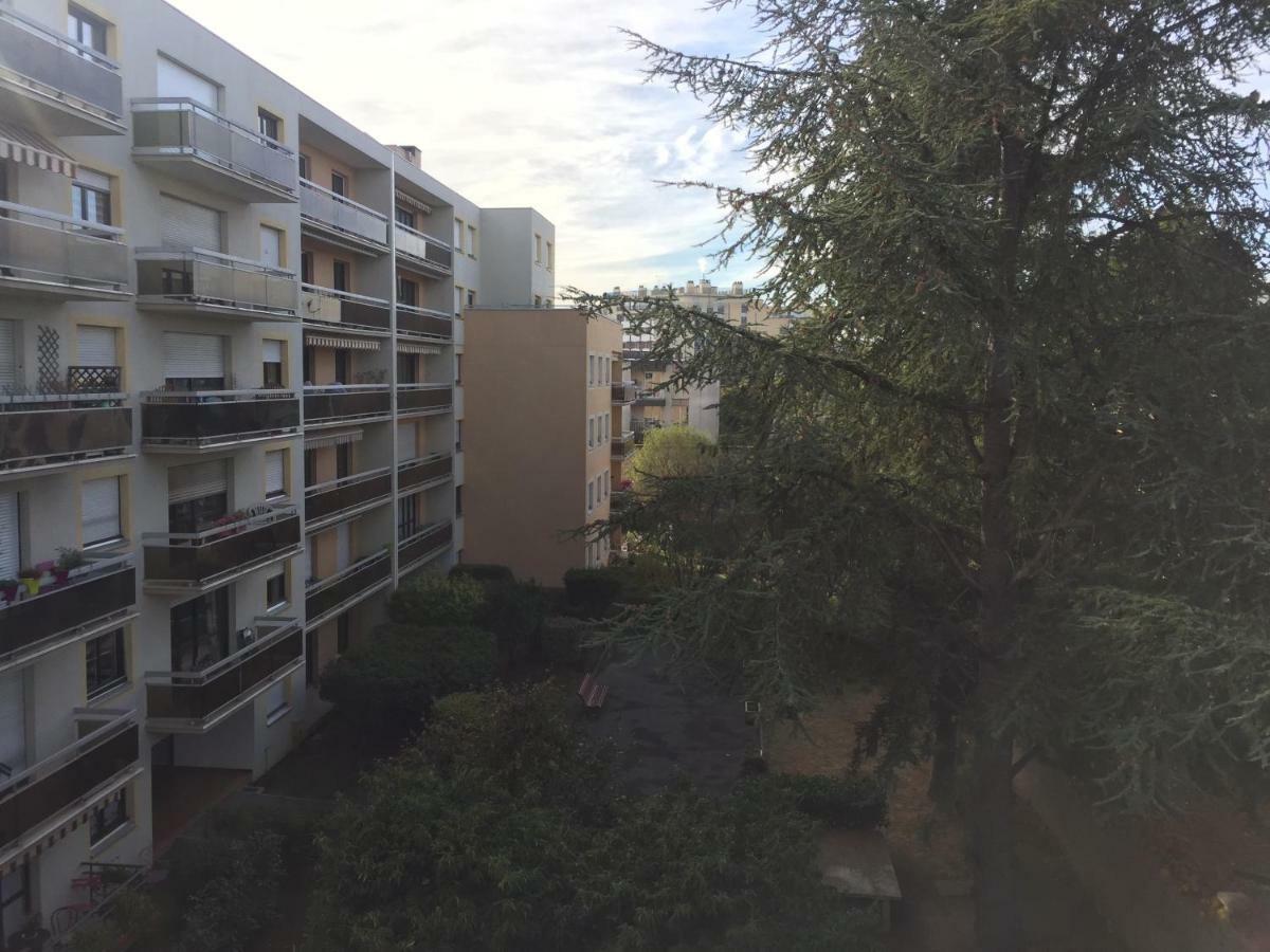 Grand Appartement A Louer Vue Sur Seine Melun Buitenkant foto