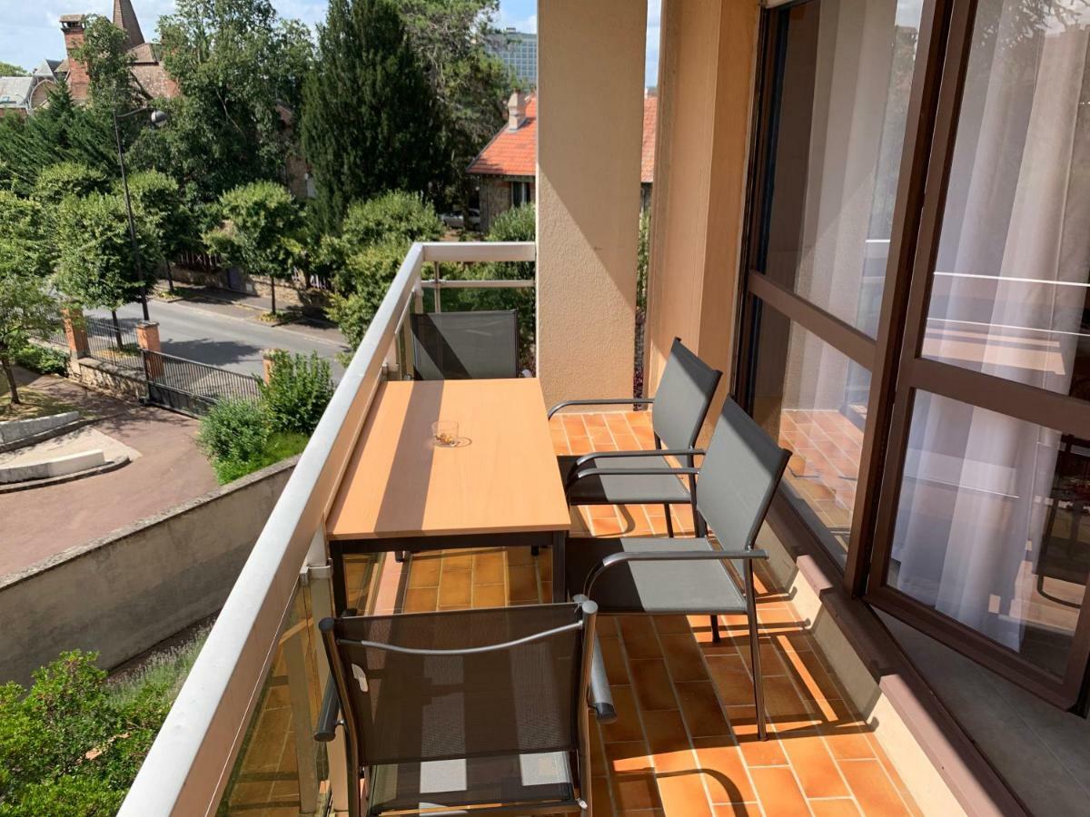 Grand Appartement A Louer Vue Sur Seine Melun Buitenkant foto