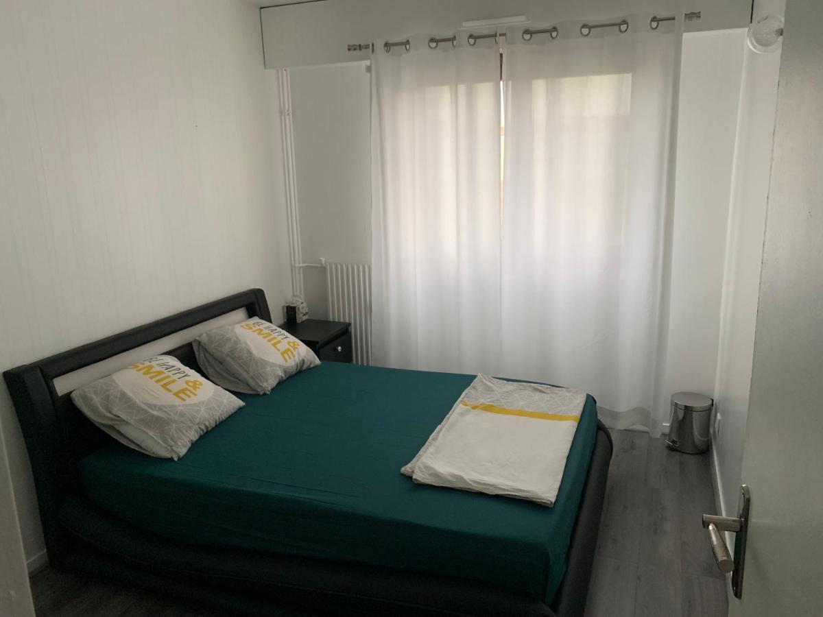 Grand Appartement A Louer Vue Sur Seine Melun Buitenkant foto